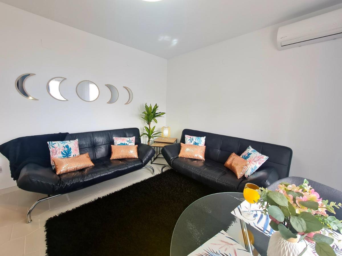 בנאלמדנה Precioso Apartamento Con Piscinas Y Vistas Al Mar. מראה חיצוני תמונה