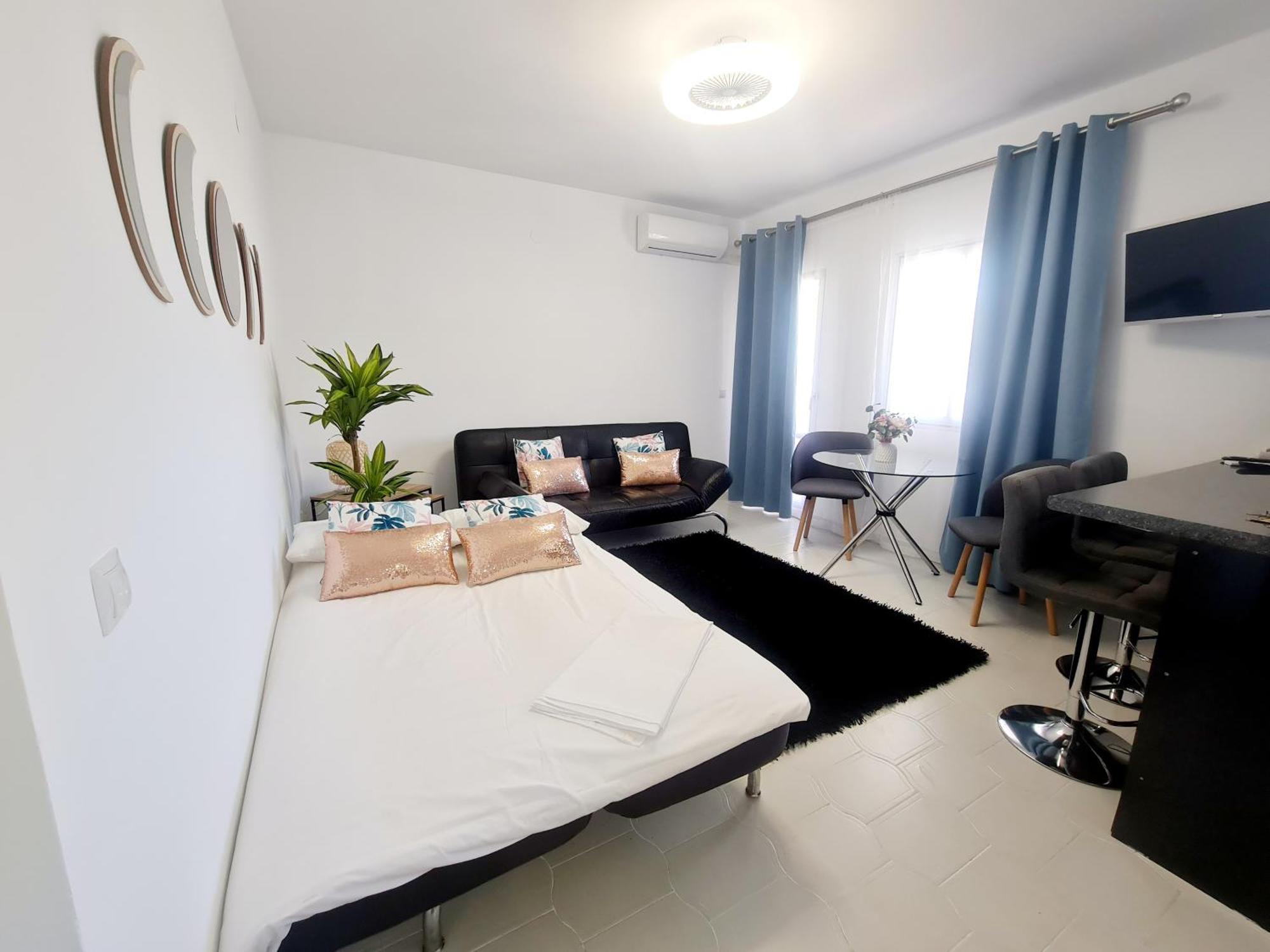 בנאלמדנה Precioso Apartamento Con Piscinas Y Vistas Al Mar. מראה חיצוני תמונה